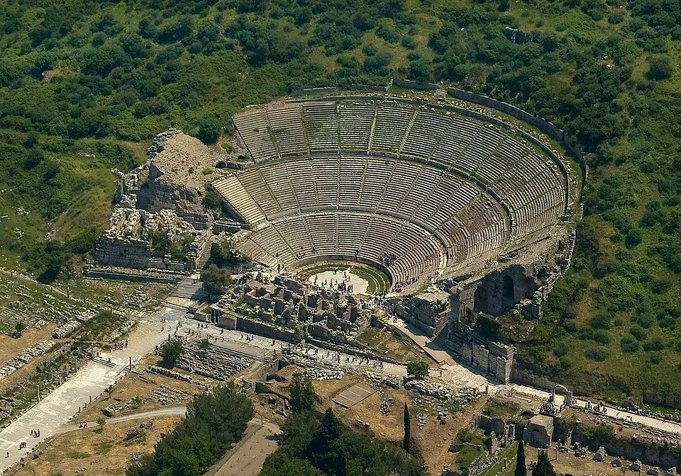 Private-Turkey-Tour-Luxury-Trip-Ancient-Theater