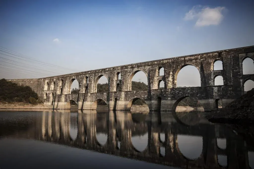 Private-Turkey-Tour-Luxury-Trip-Moldova-Aquaducts